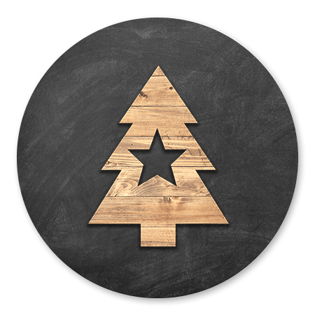 Houten kerstboom met ster en krijtbord